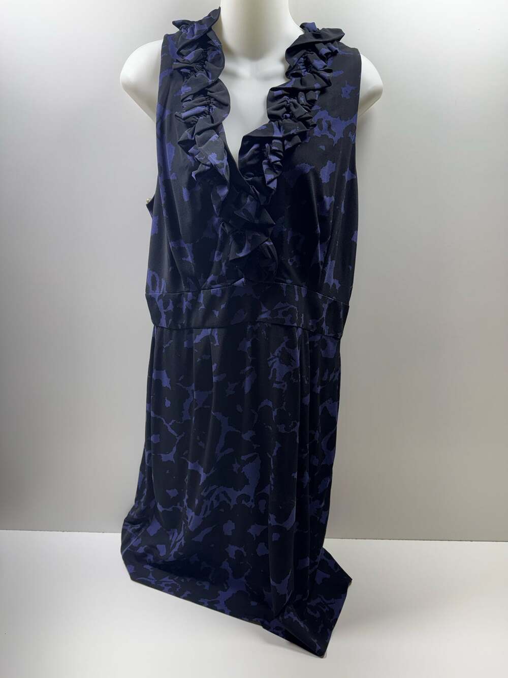 Taylor Women’s Whimsy Goth Dress Black Lavender Sleeveless Ruffled V Neck Sz 14